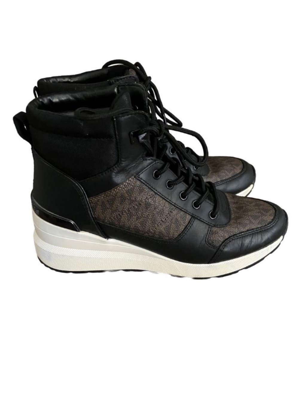 Michael Kors Black and Brown Platform Lace-Up Ankle Boots sz 8